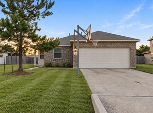 66 County Road 5102f, Cleveland, TX 77327