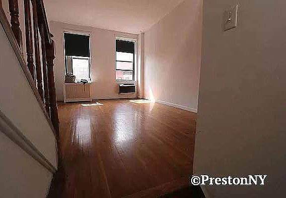 2nd image of 1369 1st Ave #5DD