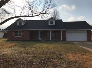 682 W Sylvania St, Springfield, MO 65807