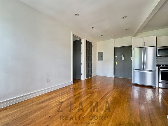 5th image of 1030 Carroll St APT 3B