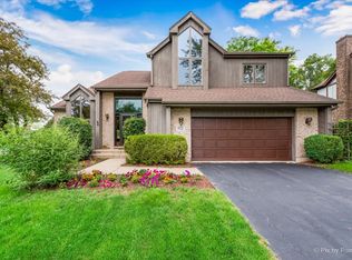 912 Stanton St, Batavia, IL 60510
