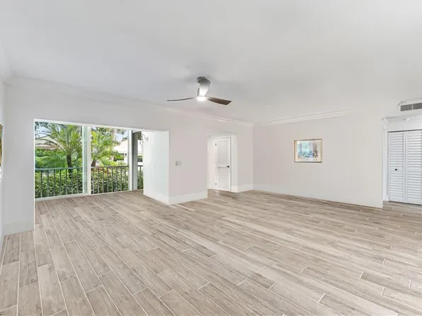 788 Willowbrook DR #502, NAPLES, FL 34108