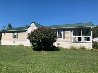 137 Burr Oak Dr, Corbin, KY 40701