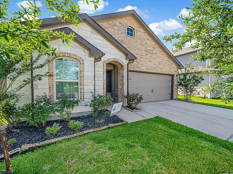 15250 White Moss Dr — Photo 2