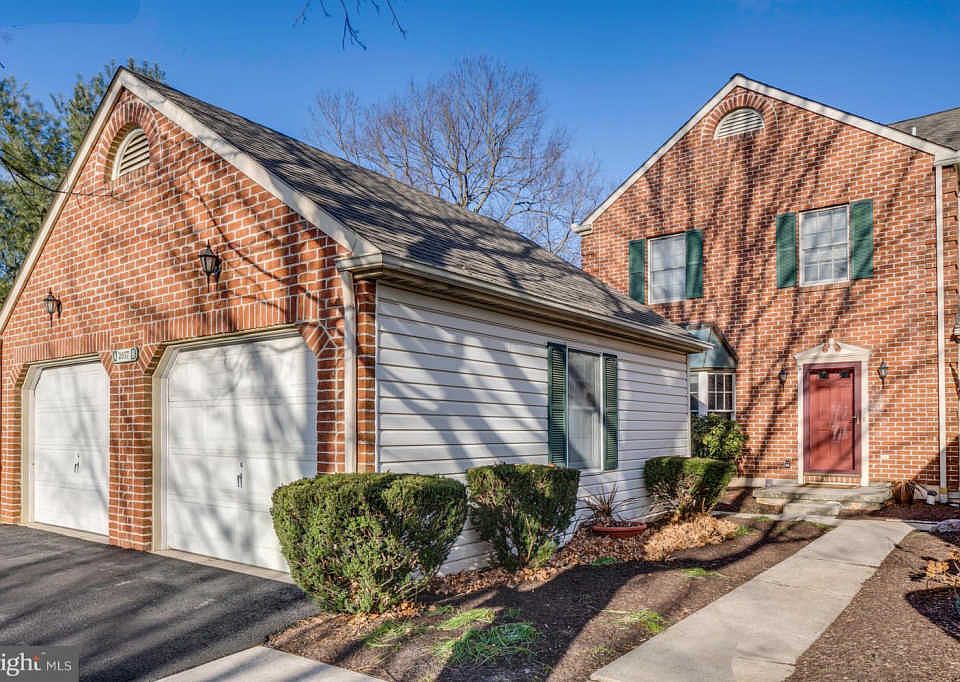 1st image of 2057 Raleigh Rd