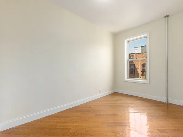 266 Washington Avenue image 4 of 5