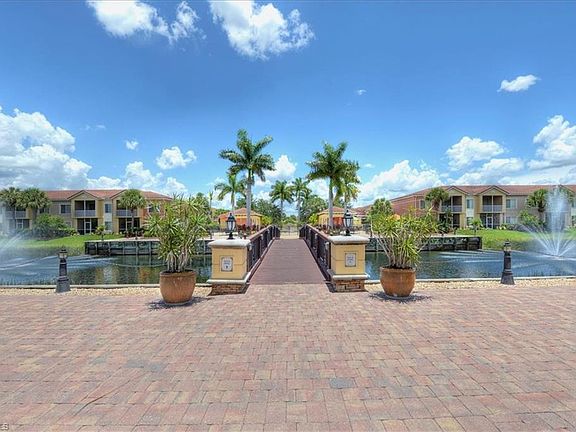 5th image of 20131 Estero Gardens Cir Unit 102