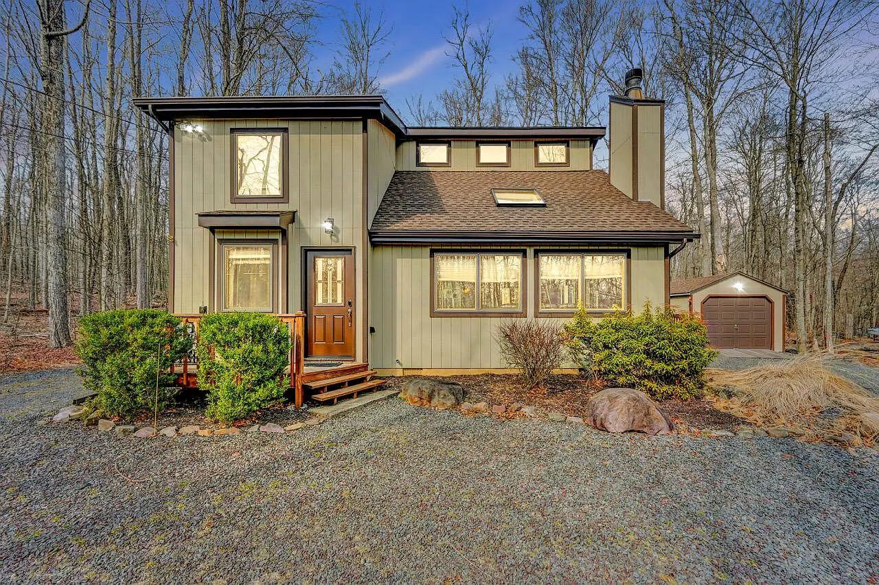 1422 Redwood Ter photo 1
