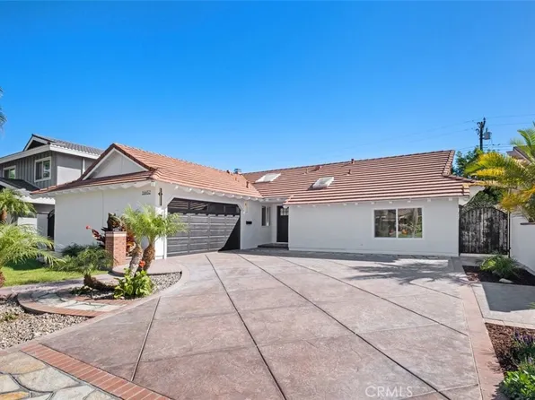 16652 Busby Ln, Huntington Beach, CA 92647