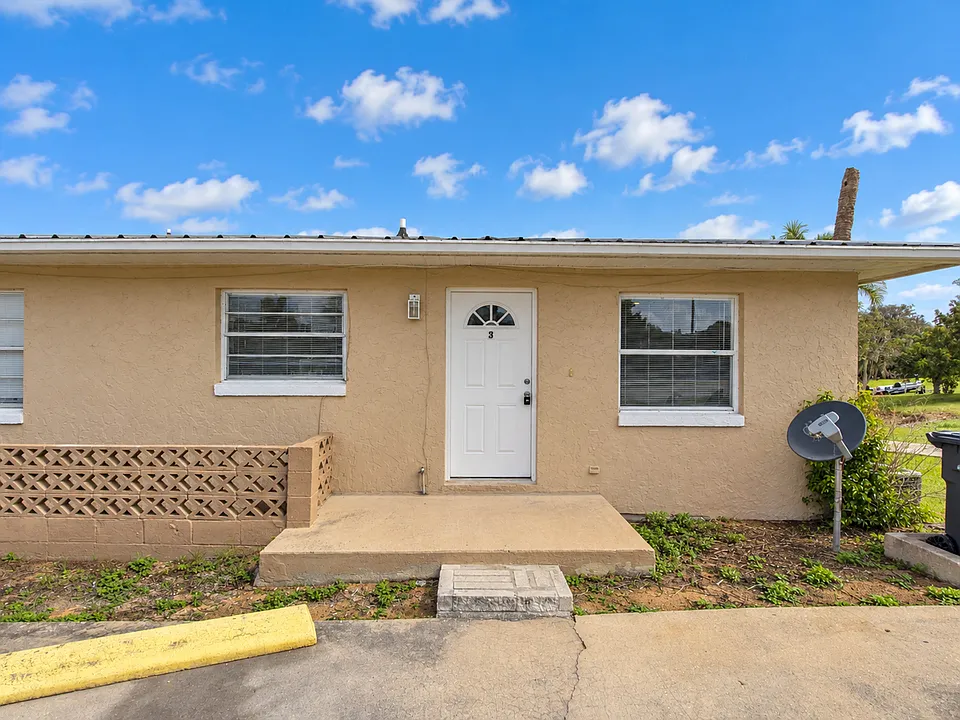 317 E Main St #3