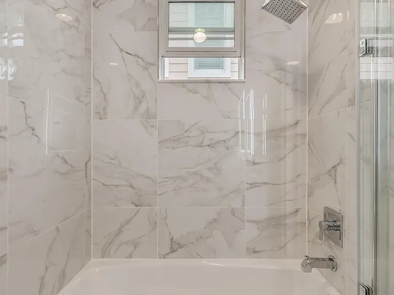 2608 Thomas Ave #3 — Photo 35