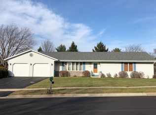 202 Highland Ave, Fort Atkinson, WI 53538