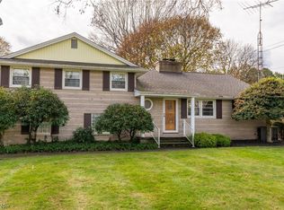 1504 Schneider St NW, North Canton, OH 44720
