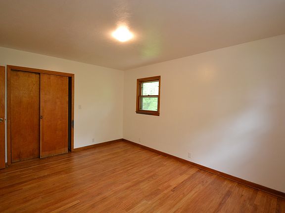 4th image of 10151 N State Road 13