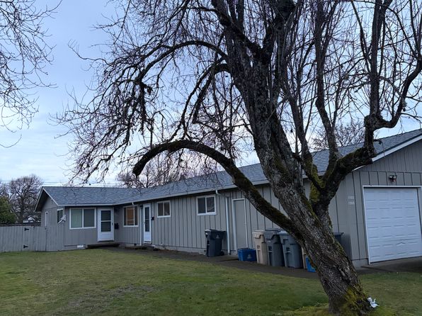 1990 NW Garfield Ave