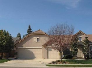 892 Carson Ave, Clovis, CA 93611