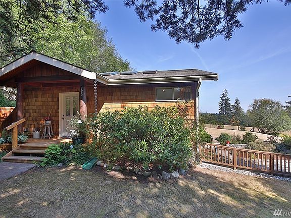 2nd image of 875 Greentree Dr