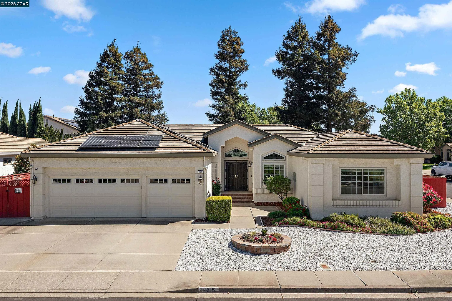 125 Deerglen Cir photo 1