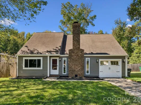 6719 Montezuma Trl, Charlotte, NC 28227