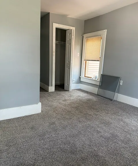 213 N May St — Photo 12