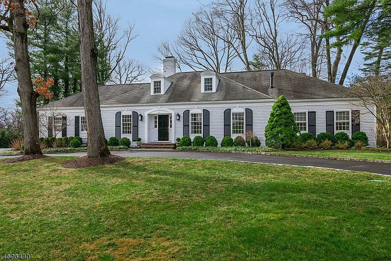 1st image of 33 Merrywood Ln