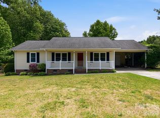 425 Catawba Dr, Salisbury, NC 28147