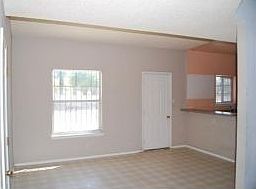 3rd image of 396 Hodaka Way