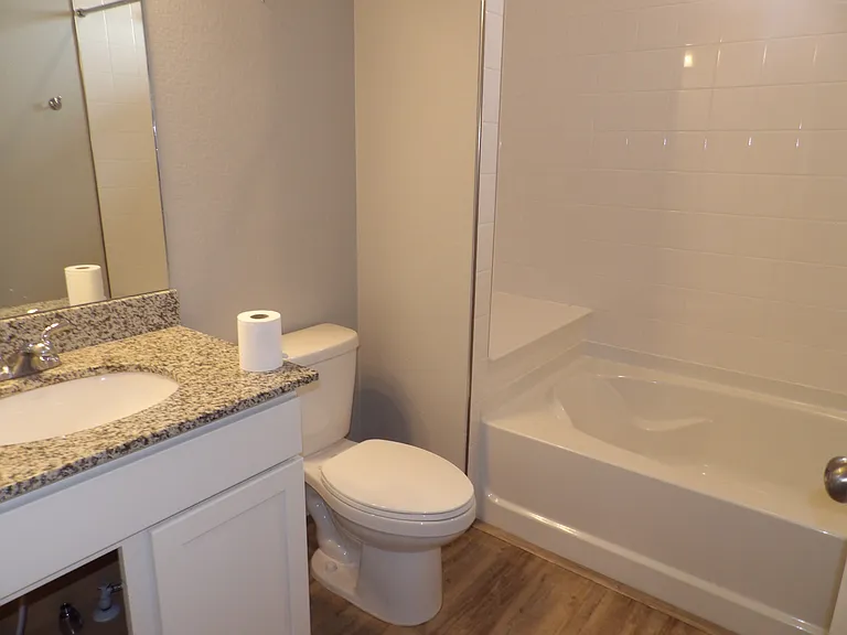 6520 Golden Briar Ln — Photo 9