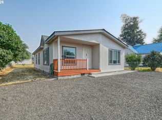 315 E College St, Athena, OR 97813
