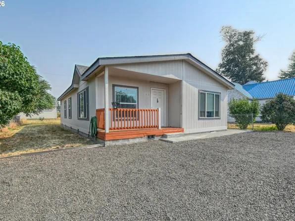 315 E College St, Athena, OR 97813