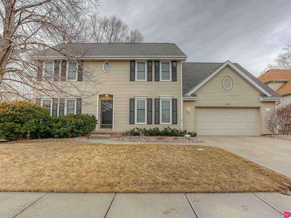 1st image of 6024 S 157th Cir