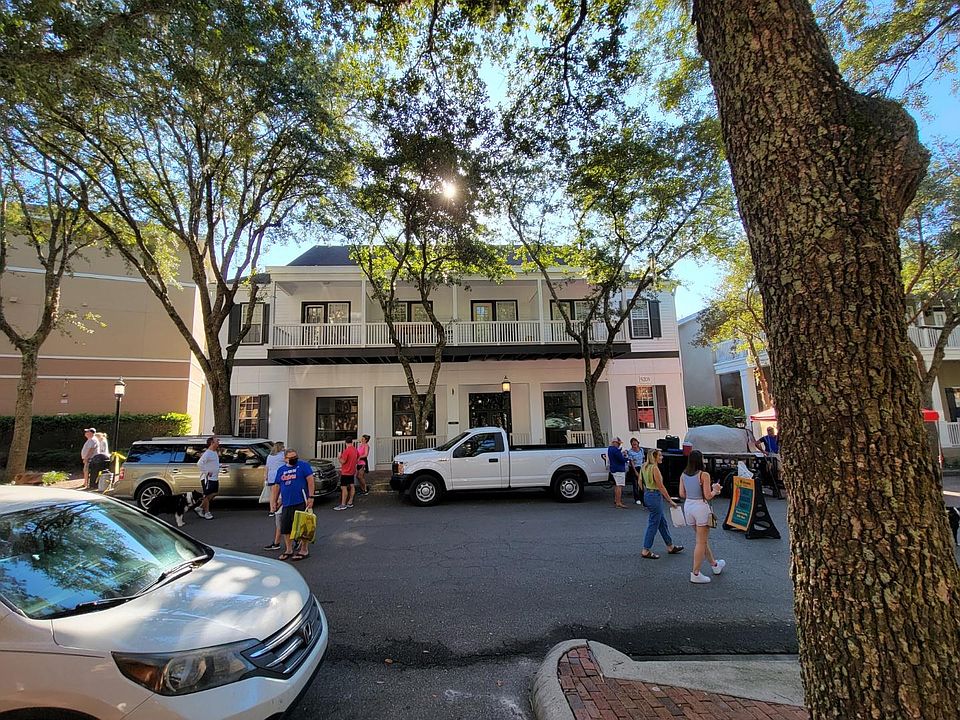 Beautiful building in the heart of the Haile Village Center! The farmers market is literally starts at the front of the building each Saturday. Walk to restaurants and coffee shop.