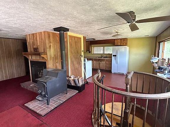 3rd image of 79 BEAVER CREEK Dr