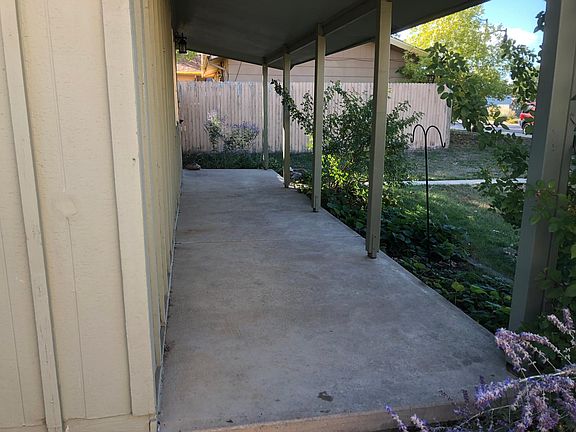 2nd image of 108 W Coal Creek Dr