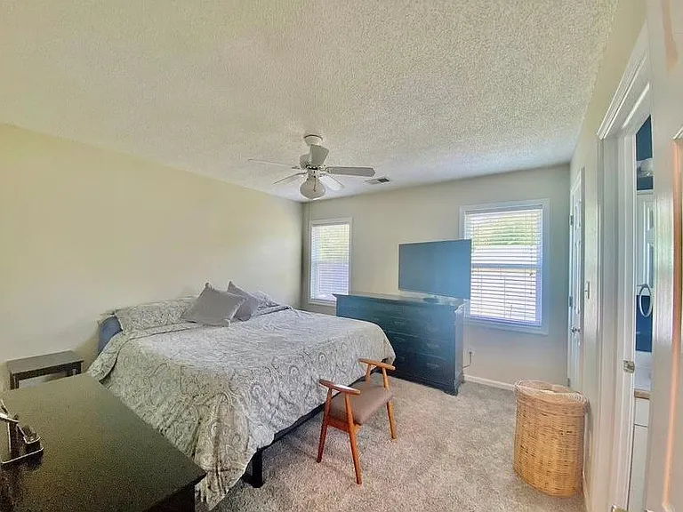 3217 Caratoke Hwy — Photo 17
