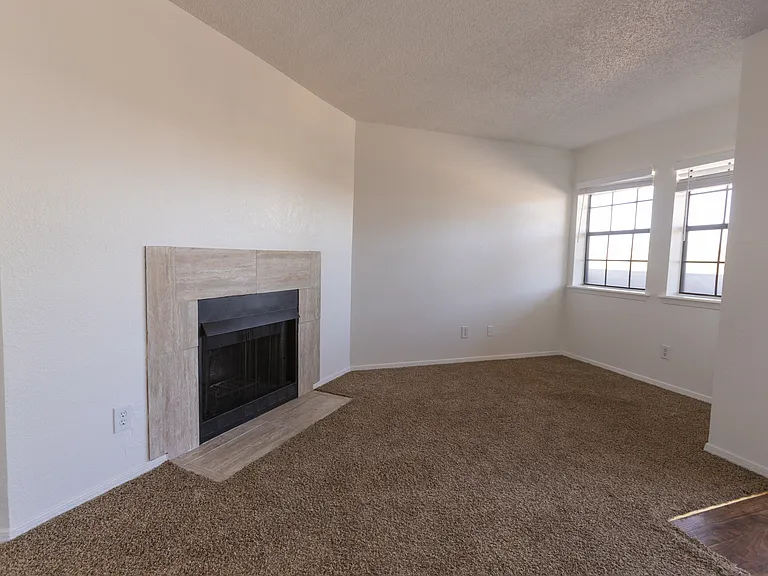 La Mesa — Photo 26