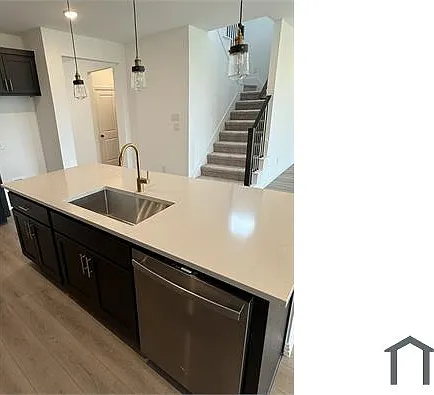 768 Waterhouse Lake Dr — Photo 6