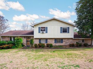 8700 Reba Ln, Hixson, TN 37343