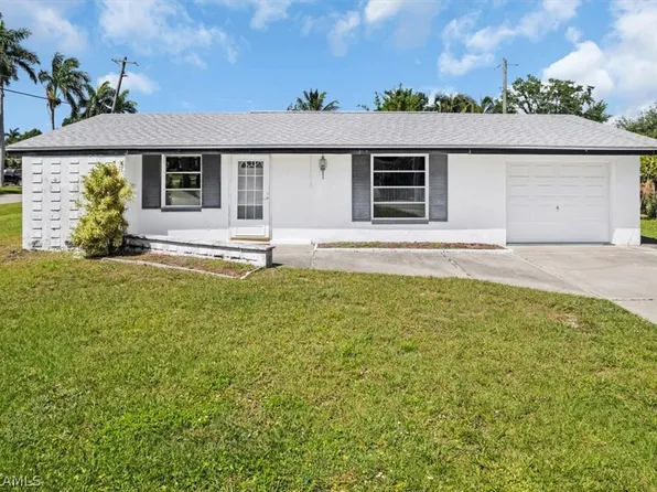 332 Rockledge Rd, Fort Myers, FL 33905