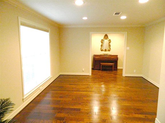 5th image of 4895 Garwood Ln