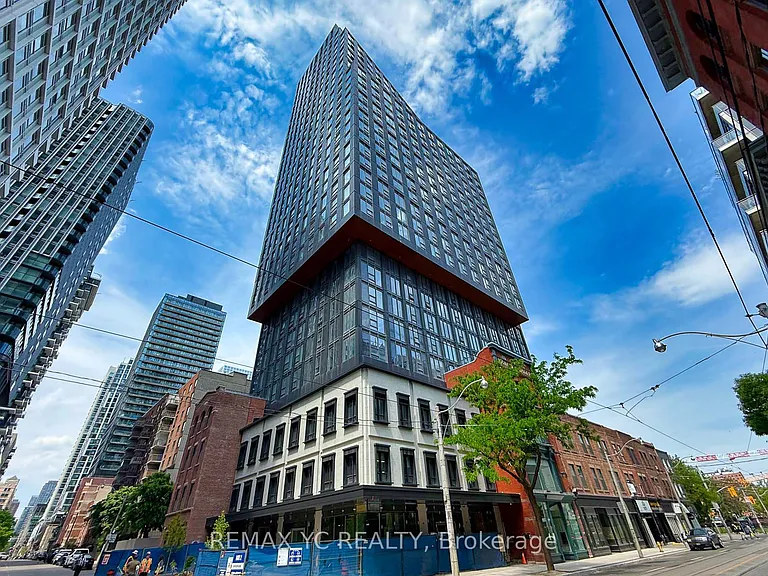 100 Queen St E #2515 — Photo 1