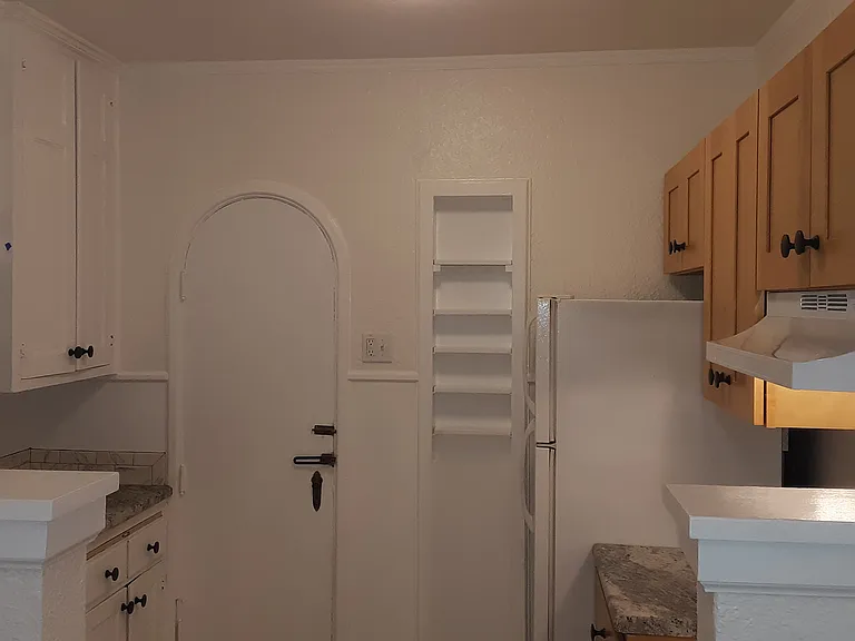 2812 Xerxes Ave S #101 — Photo 6