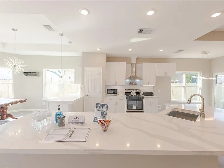 10274 Porto Rico Rd — Photo 9