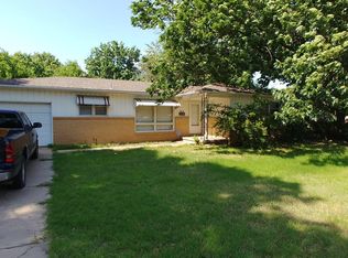 3016 E Mount Vernon Rd, Wichita, KS 67211