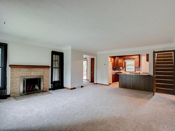 2nd image of 6164 Upper 48th St N
