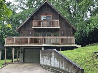 41 Walker St, Athens, OH 45701