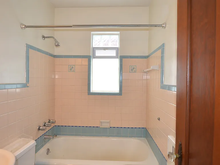 5537 Bosworth Pl — Photo 6