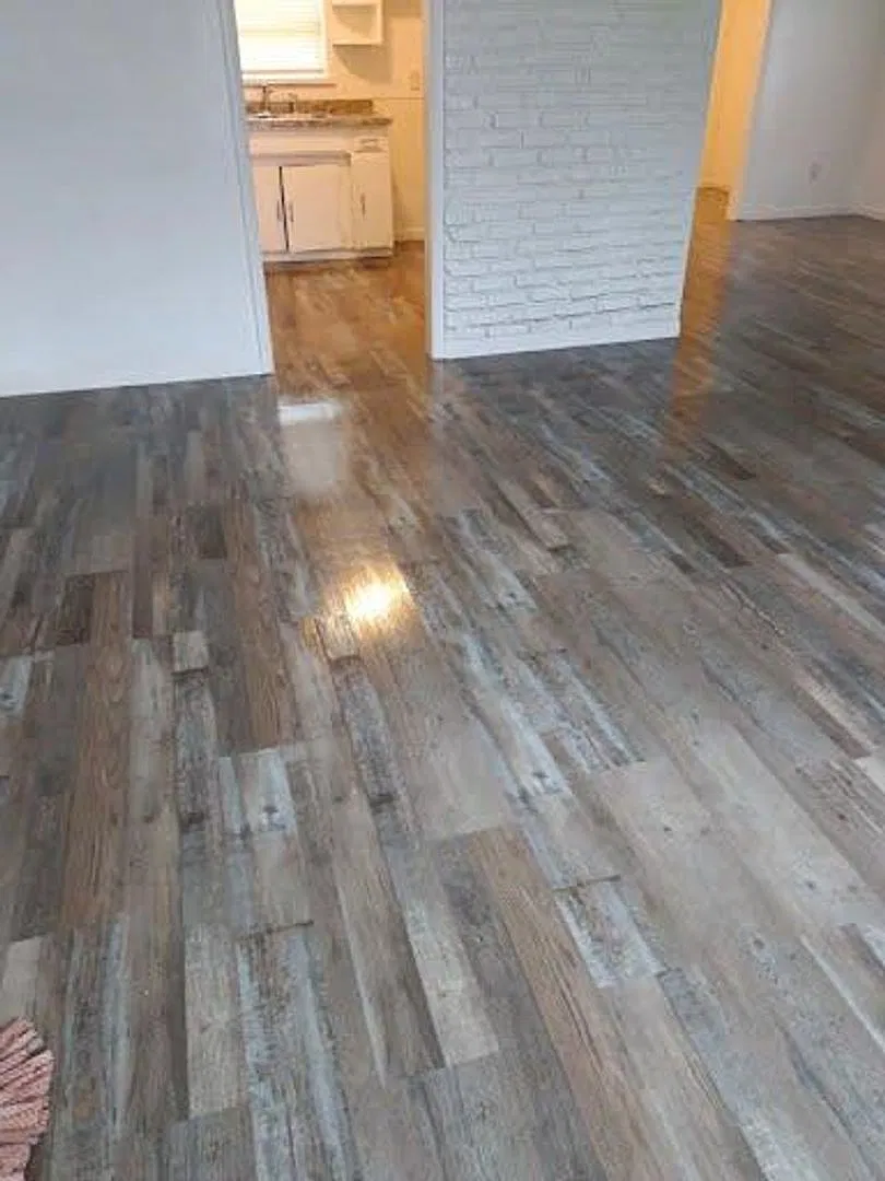 Beautiful 2-Bedroom Home Now Available! — Photo 4