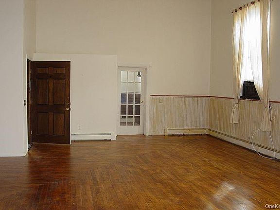 2nd image of 16 Broadway #1
