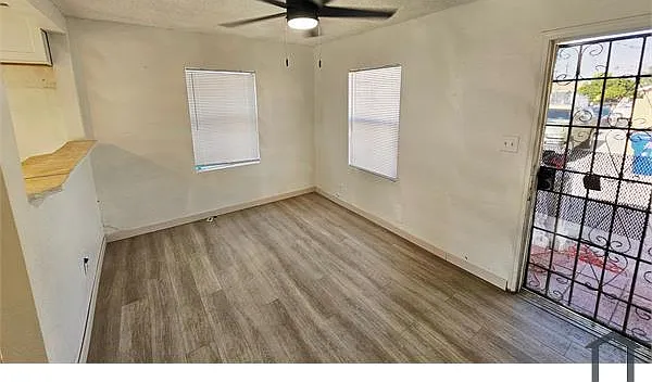 2 bed, 600 sqft, $2,200 — Photo 2